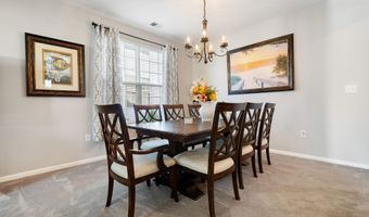 24 Pond View Cir, Barnegat, NJ 08005