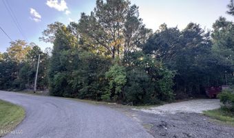 9079 Iris St, Bay St. Louis, MS 39520