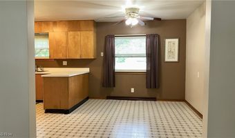 1111 Norwood Dr, Ashtabula, OH 44004