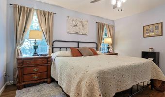 20129 Loop Rd, Batesville, IN 47006