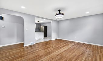 46 N Cliff St, Ansonia, CT 06401