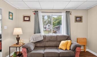 1215 Rosedale St, Alma, MI 48801