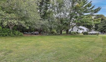 21 Browning Dr, Charlestown, RI 02813