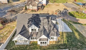 3511 Hawks Creek Dr, Apison, TN 37302