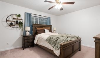 8556 Green Valley Dr, Indianapolis, IN 46217