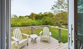 1087 Lakeside Dr, Block Island, RI 02807