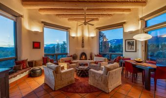 267 Hondo Seco Rd, Arroyo Seco, NM 87514