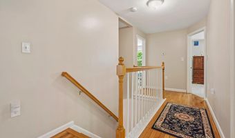 78 Hitching Post Ln, Bedford, NH 03110