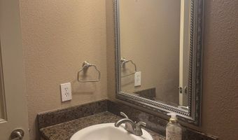 903 W Uvalde, Alpine, TX 79830