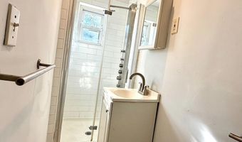 46 W 9TH St, Bayonne, NJ 07002