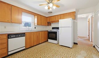 145 Glenwood Dr, North Kingstown, RI 02852