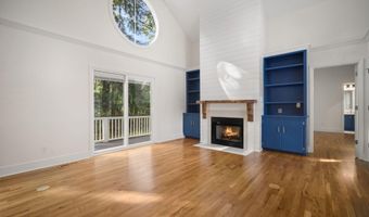 209 Cottage Farm Dr, Beaufort, SC 29902