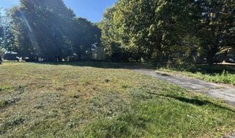 1214 Mayfield Dr, Alden, NY 14004