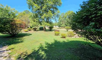 1049 Valley Dr, Apple Grove, WV 25502