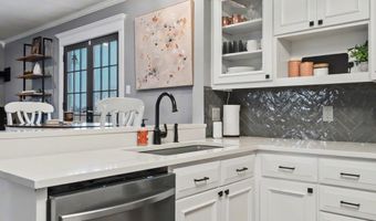 72 E 1600 Rd, Baldwin City, KS 66006