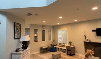 406 E Ctr, Anaheim, CA 92805