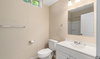 3022 Beckley St, Ames, IA 50010