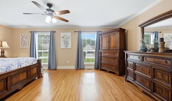 305 Brandon Dr, Beebe, AR 72012