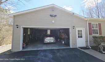 141 Old S Durham Hwy, Acra, NY 12405
