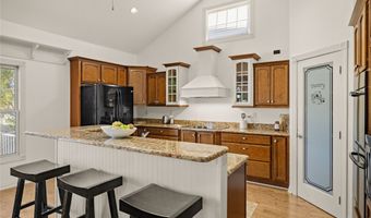 221 19th St SW, Altoona, IA 50009