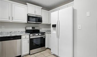 16 Oak Grove Ct, Adairsville, GA 30103
