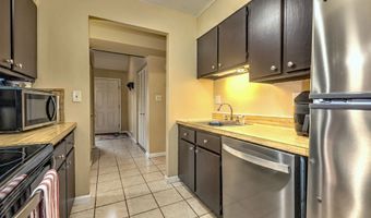41 Chatham Ln, Bristol, CT 06010
