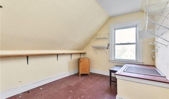 171 Norwood Ave, Cranston, RI 02905