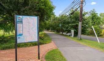5121 BALTAN Rd, Bethesda, MD 20816