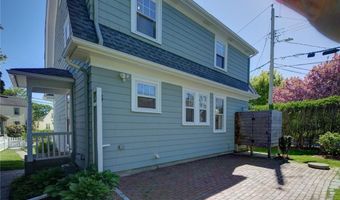 58 Bliss Rd, Newport, RI 02840