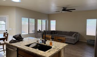 178 W PACIFIC Dr, Casa Grande, AZ 85122