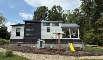 1530 Prince Rd, Big Sandy, TN 38221