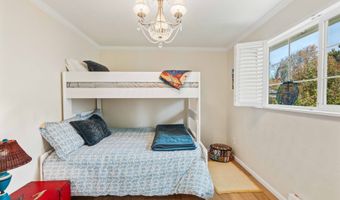 870 11TH St SW, Bandon, OR 97411