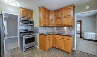 411 W Chestnut Ave, Arkansas City, KS 67005