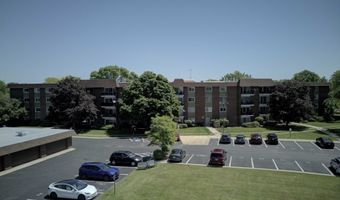 1030 S FERNANDEZ Ave 1T, Arlington Heights, IL 60005