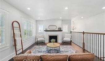 2111 S Bronson Ave, Los Angeles, CA 90018