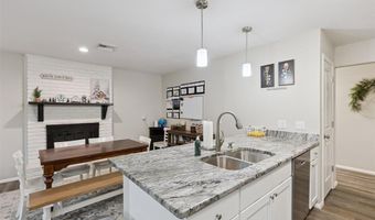 8209 NW 28th St, Bethany, OK 73008