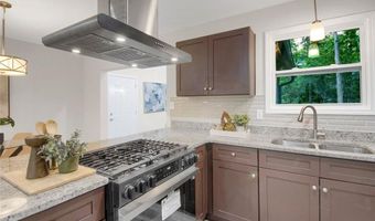 3288 TARRAGON Dr, Decatur, GA 30034