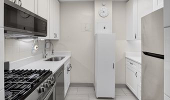 1121 ARLINGTON Blvd 506, Arlington, VA 22209