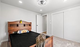 311 N School St, Cascade, ID 83611