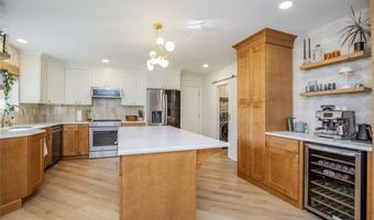 13 Dunedin Dr, Bella Vista, AR 72715