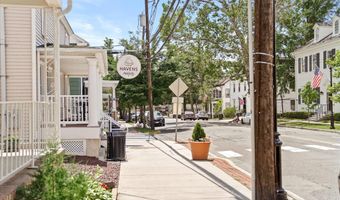 43 N Main St, Allentown, NJ 08501