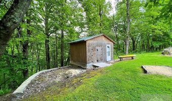 88 Angus Rd, Anawalt, WV 24808