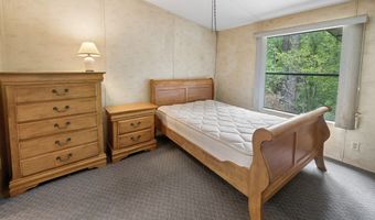 550 NW 73rd Way, Bell, FL 32619
