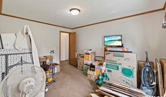 524 6TH St, Andover, IL 61233