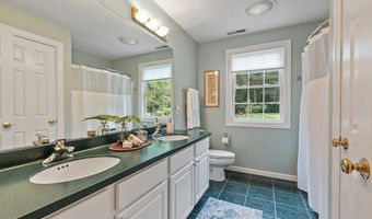 696 Liberty Square Rd, Boxborough, MA 01719