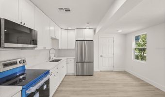 127 LEON St, Altamonte Springs, FL 32701
