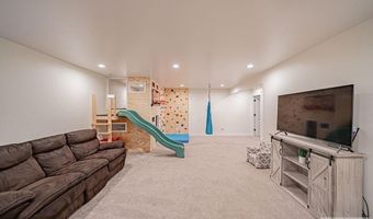 542 Steinfeld Dr, Ammon, ID 83401