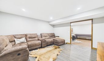 46923 250th St, Baltic, SD 57003