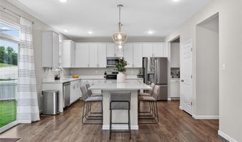 2049 Henley Woods Dr, Arnold, MO 63010