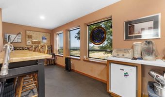11931 SE HOOD VIEW Rd, Amity, OR 97101